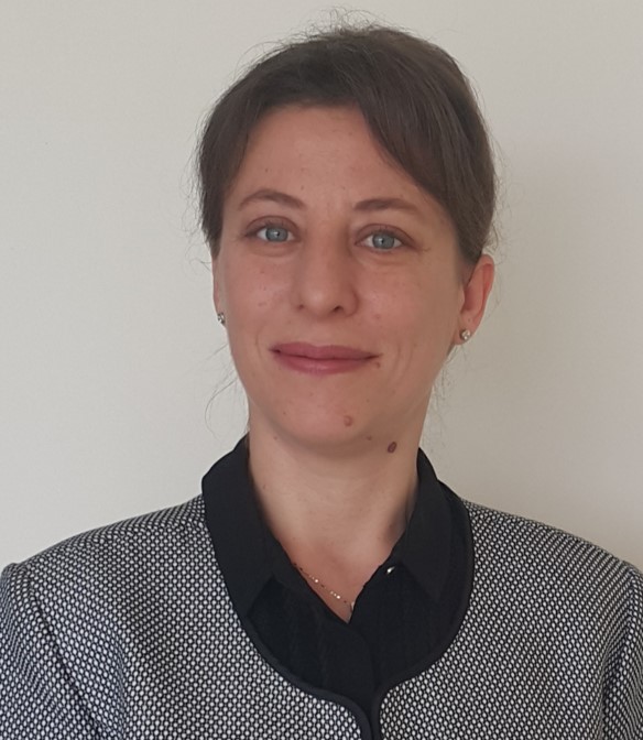 EMEL MEMİŞ KOCAMAN